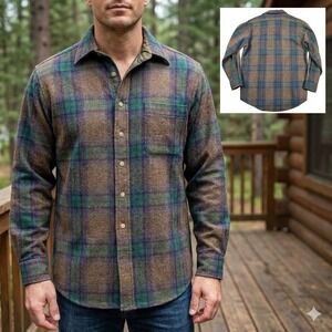 Vintage Pendleton Men's Medium 100% Virgin Wool Plaid Shirt Quilted Collar USA
